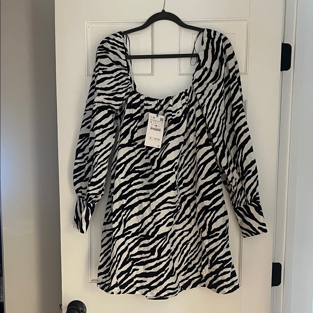 Elegant Zebra Patterned Blouse